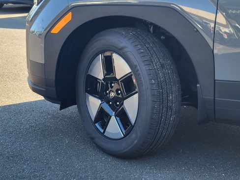 New 2026 Hyundai Santa Fe SE image 28