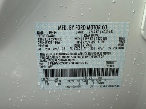 Used 2025 Ford Explorer ST image 38