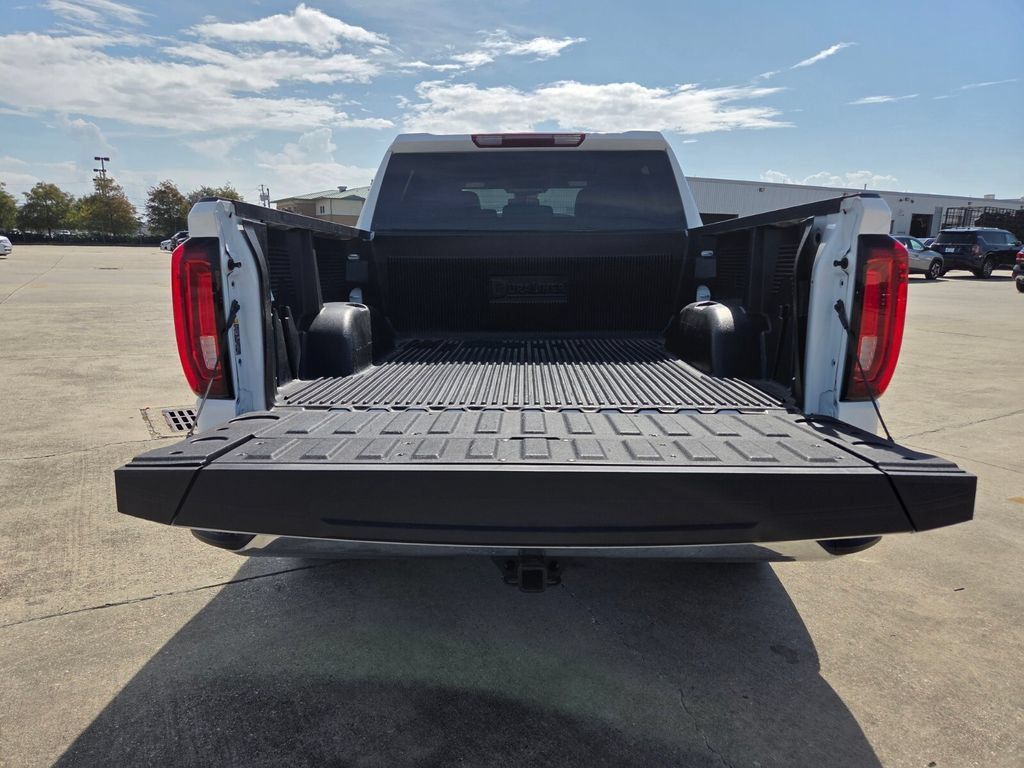 Used 2025 GMC Sierra 1500 SLT AWD/4WD image 26