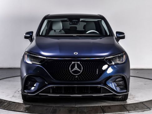 Used 2023 Mercedes-Benz EQE 500 4MATIC SUV image 8