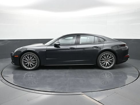 Certified 2026 Porsche Panamera 4 AWD/4WD image 2