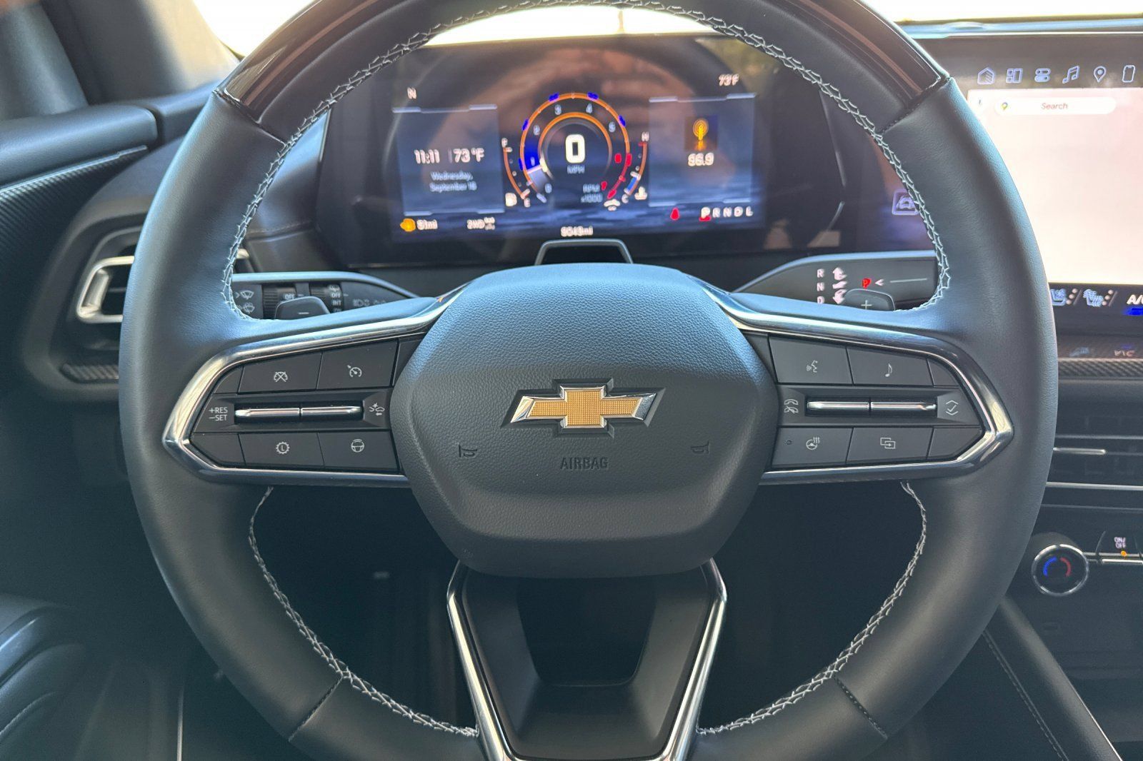 Used 2026 Chevrolet Traverse High Country w/ LPO, Floor Liner Package AWD/4WD image 35