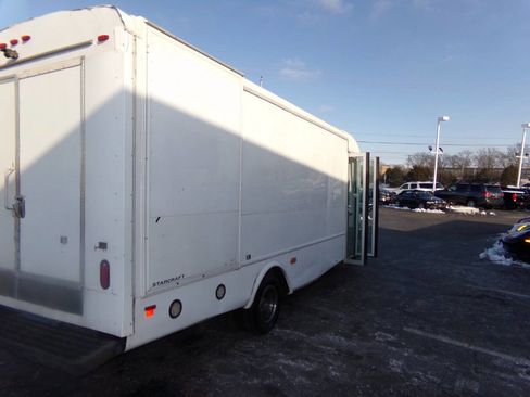 Used 2019 Ford E-450 and Econoline 450 Super Duty w/ Shuttle Bus Prep Package image 60