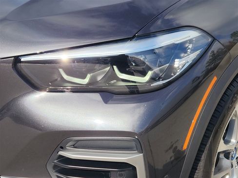 Used 2022 BMW X5 xDrive45e w/ Premium Package image 11