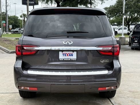 Used 2023 INFINITI QX80 Luxe w/ All-Season Package RWD image 6