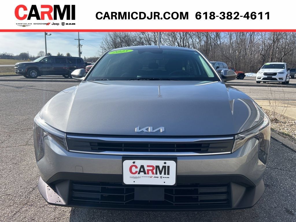 Used 2025 Kia K4 FWD image 2
