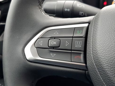 Used 2024 Jeep Compass Limited w/ High Altitude Package image 13