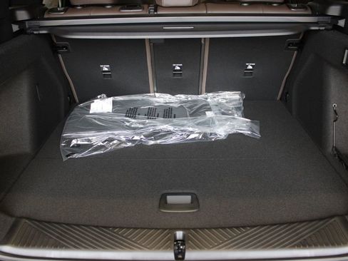 New 2026 BMW X3 xDrive30 w/ Premium Package image 13