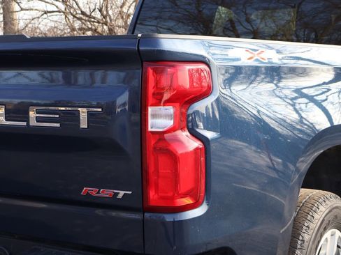 Used 2022 Chevrolet Silverado 1500 RST w/ Safety Package image 9