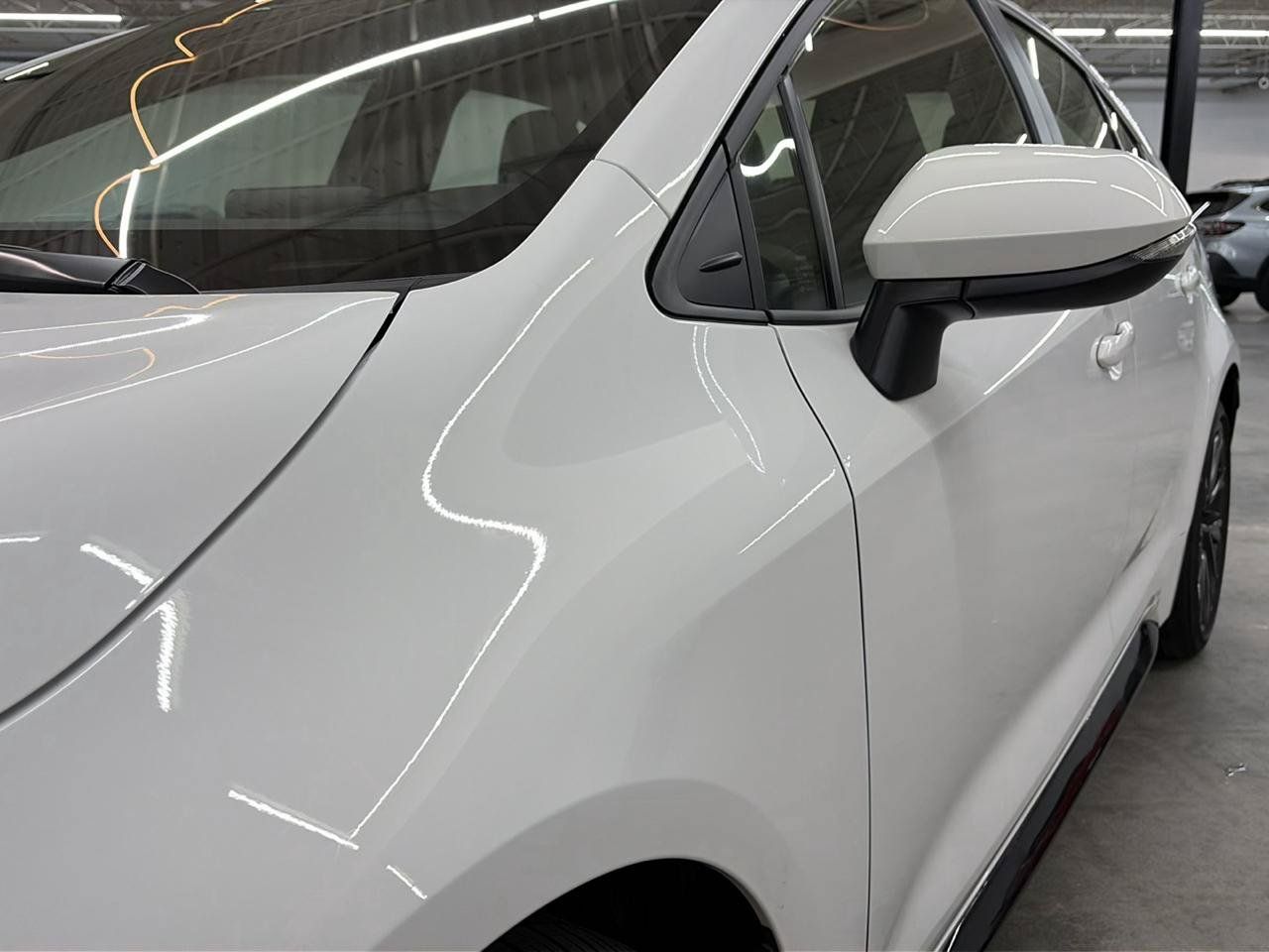 Used 2026 Toyota Corolla SE FWD image 2