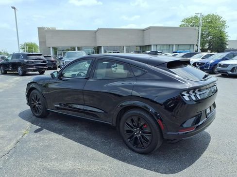 Used 2025 Ford Mustang Mach-E Premium w/ Sport Appearance Package AWD/4WD image 11