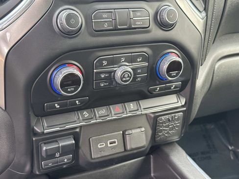 Used 2021 Chevrolet Silverado 1500 RST w/ Z71 Off-Road Package image 25