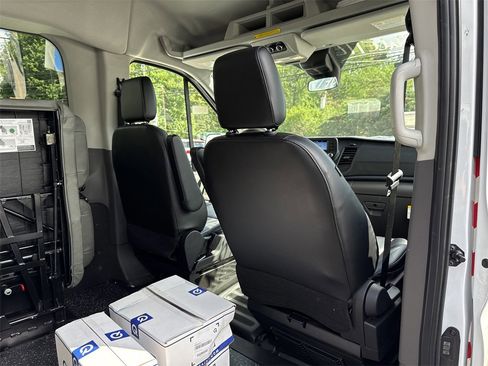 New 2024 Ford Transit 350 XL image 9