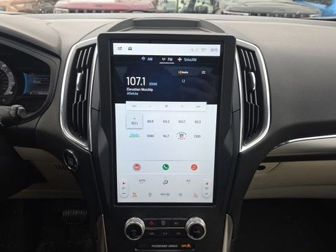 Used 2022 Ford Edge Titanium AWD/4WD image 20