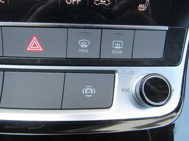 Used 2022 Audi Q7 3.0T Premium w/ Convenience Package AWD/4WD image 48