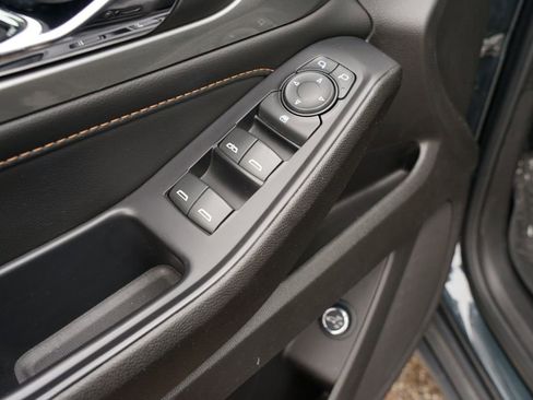 Used 2021 Chevrolet Traverse LT w/ LPO, Floor Liner Package image 17