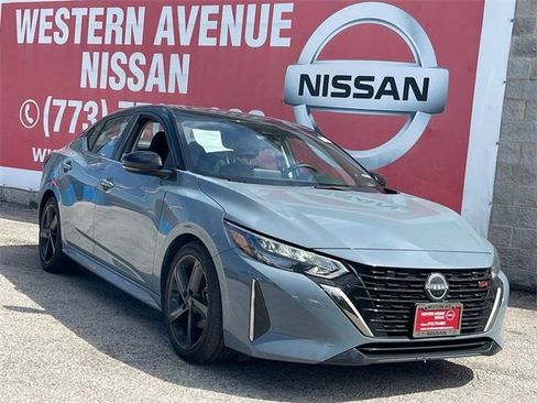 Used 2024 Nissan Sentra SR image 2