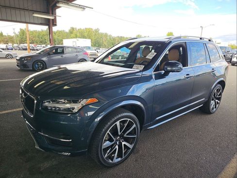 Used 2019 Volvo XC90 T6 Momentum w/ Advanced Package AWD/4WD image 11