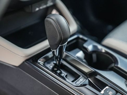 New 2026 Subaru Forester Premium image 21