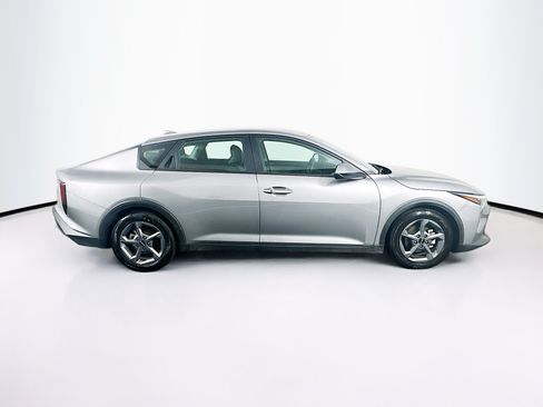 Used 2025 Kia K4 FWD image 10