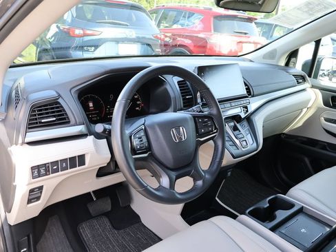 Certified 2025 Honda Odyssey EX-L image 18