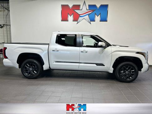 Used 2024 Toyota Tundra Platinum AWD/4WD image 1