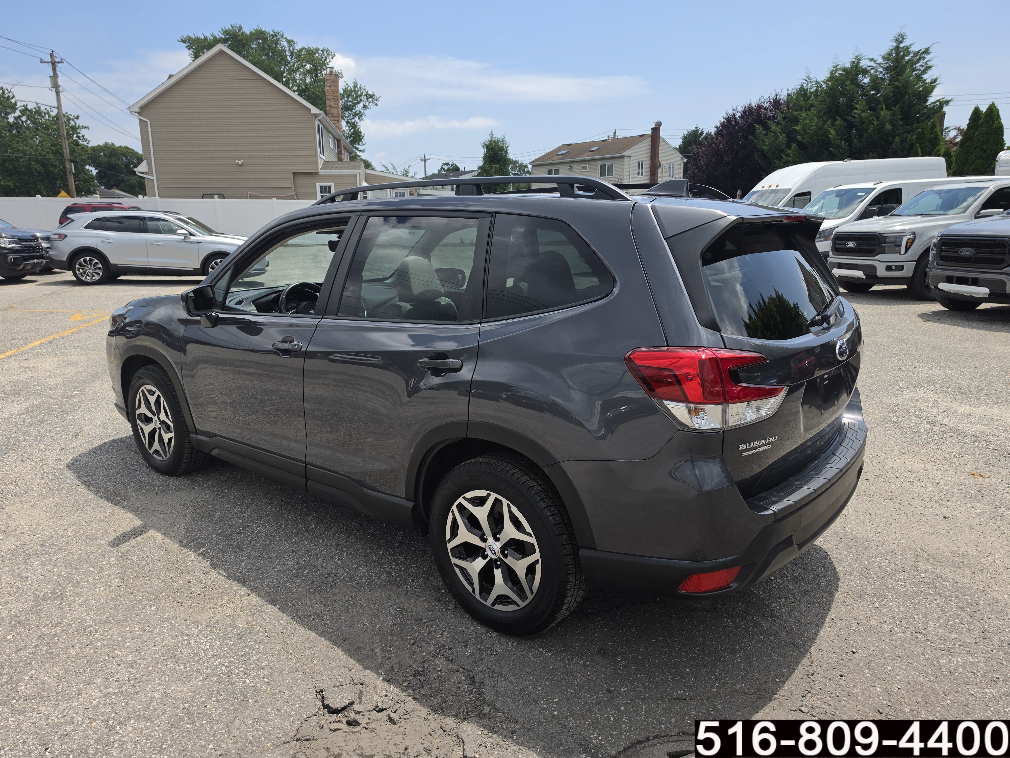 Used 2023 Subaru Forester Premium AWD/4WD image 8