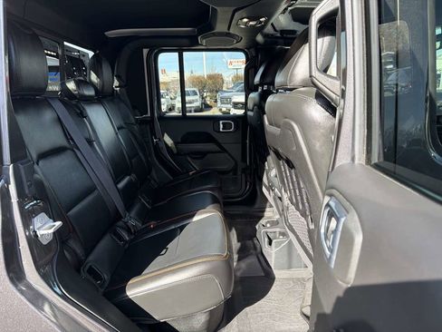 Used 2022 Jeep Gladiator Mojave w/ LED Lighting Group image 14