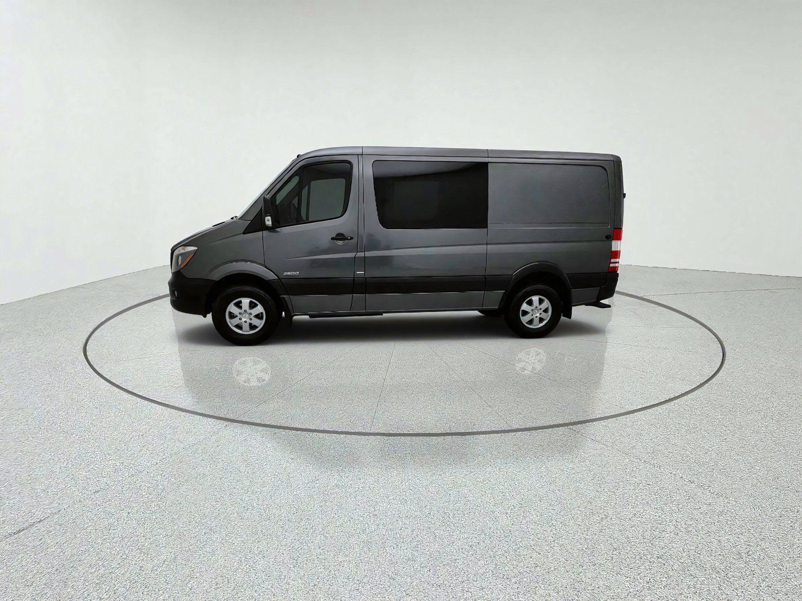 Used 2016 Mercedes-Benz Sprinter 2500 image 14