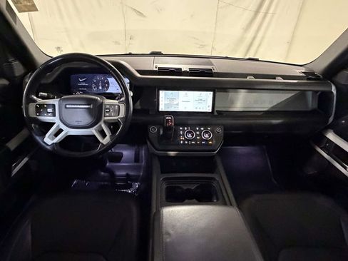 Used 2020 Land Rover Defender 110 HSE AWD/4WD image 25