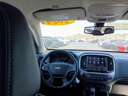 Used 2022 Chevrolet Colorado Z71 image 15