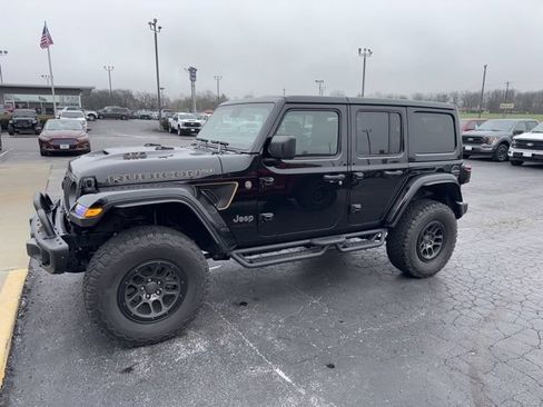 Used 2023 Jeep Wrangler Unlimited Rubicon 392 AWD/4WD image 31