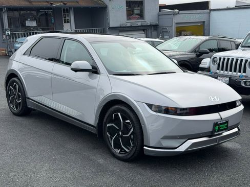 Used 2023 Hyundai Ioniq 5 Limited image 3