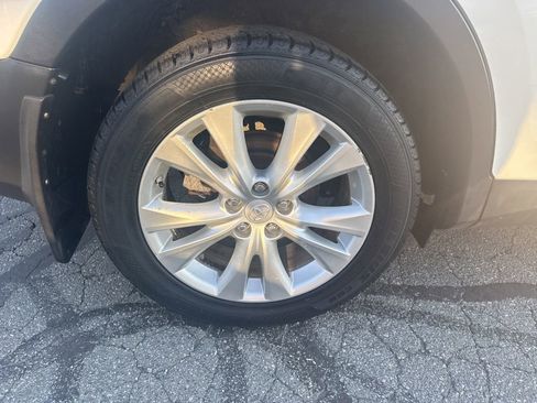 Used 2014 Toyota RAV4 Limited AWD/4WD image 12