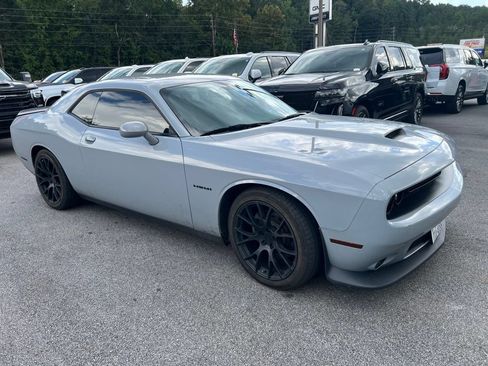 Used 2020 Dodge Challenger R/T w/ Blacktop Package RWD image 11