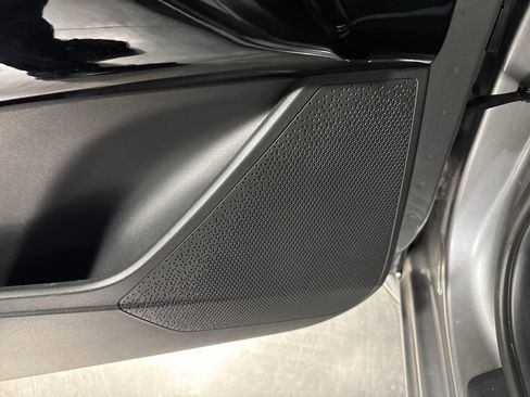 Used 2023 Kia Niro EX FWD image 17