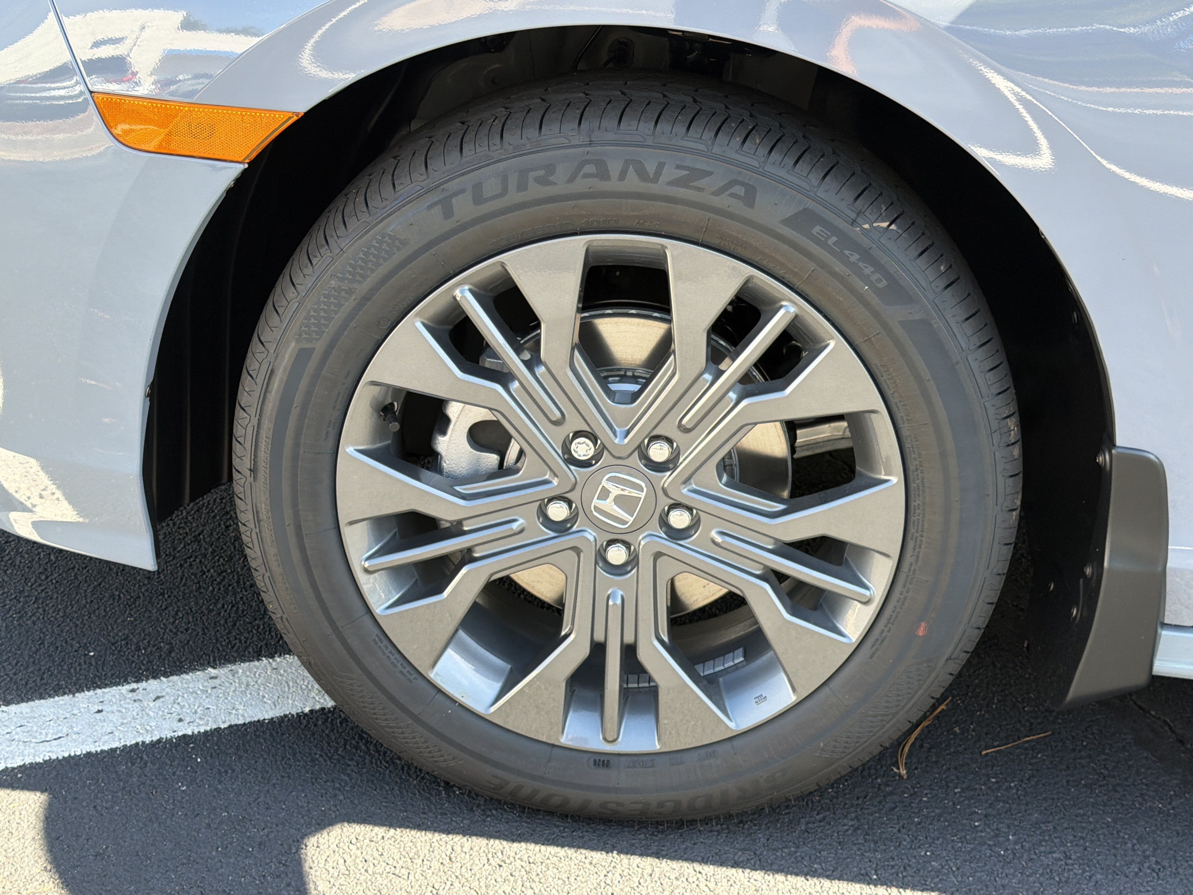 New 2027 Honda Odyssey Touring image 31