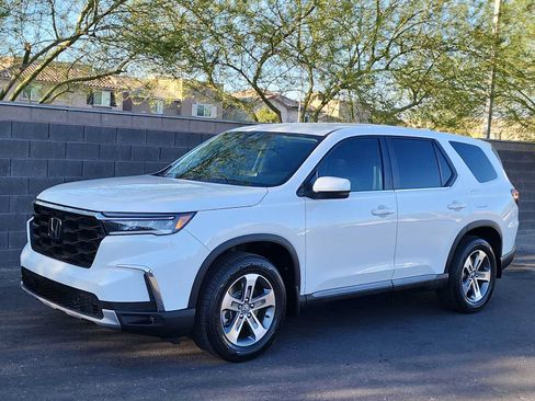 Used 2024 Honda Pilot EX-L image 4