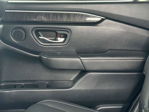 Certified 2024 Honda Pilot Elite image 17