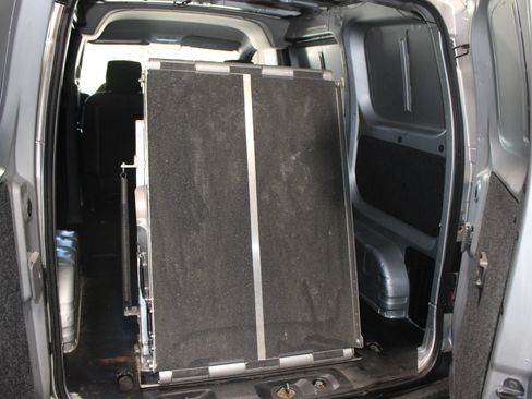 Used 2015 Chevrolet City Express LS FWD image 18
