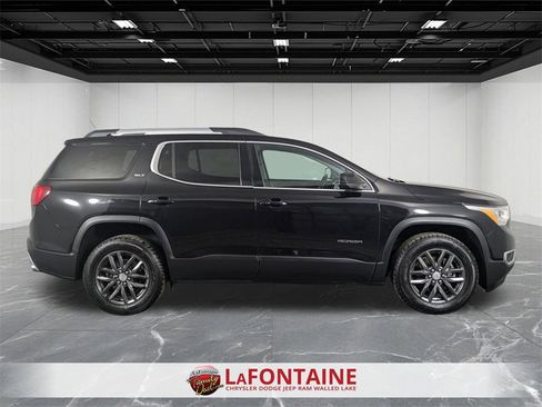 Used 2018 GMC Acadia SLT image 6