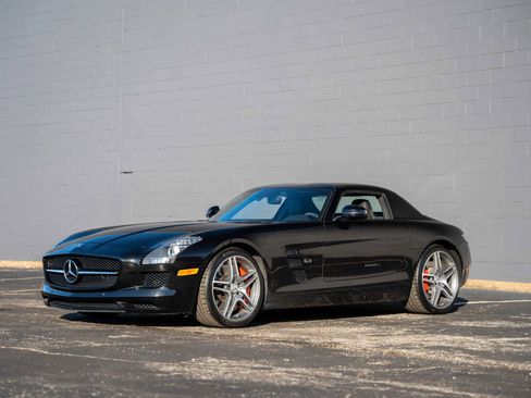 Used 2013 Mercedes-Benz SLS AMG GT Coupe image 6