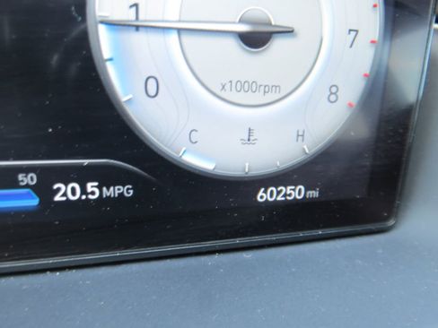 Used 2023 Hyundai Santa Cruz SEL Premium image 21