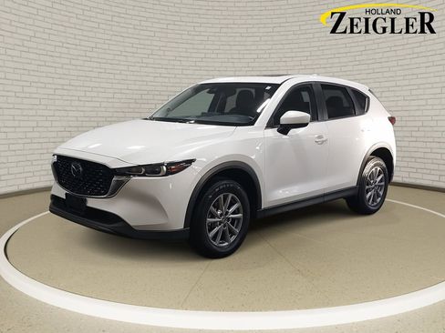 Used 2022 MAZDA CX-5 AWD 2.5 S w/ Preferred Package image 1