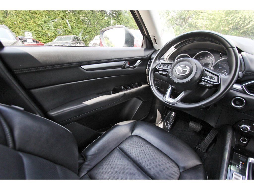 Used 2025 MAZDA CX-5 AWD 2.5 S w/ Select Package image 6