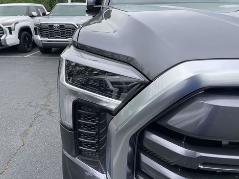 New 2026 Toyota Tundra Limited AWD/4WD image 18