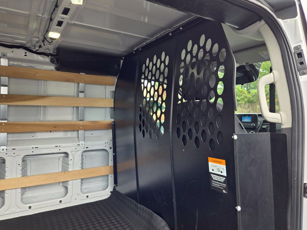 Used 2025 Ford Transit 250 Low Roof w/ Exterior Upgrade Package RWD image 8