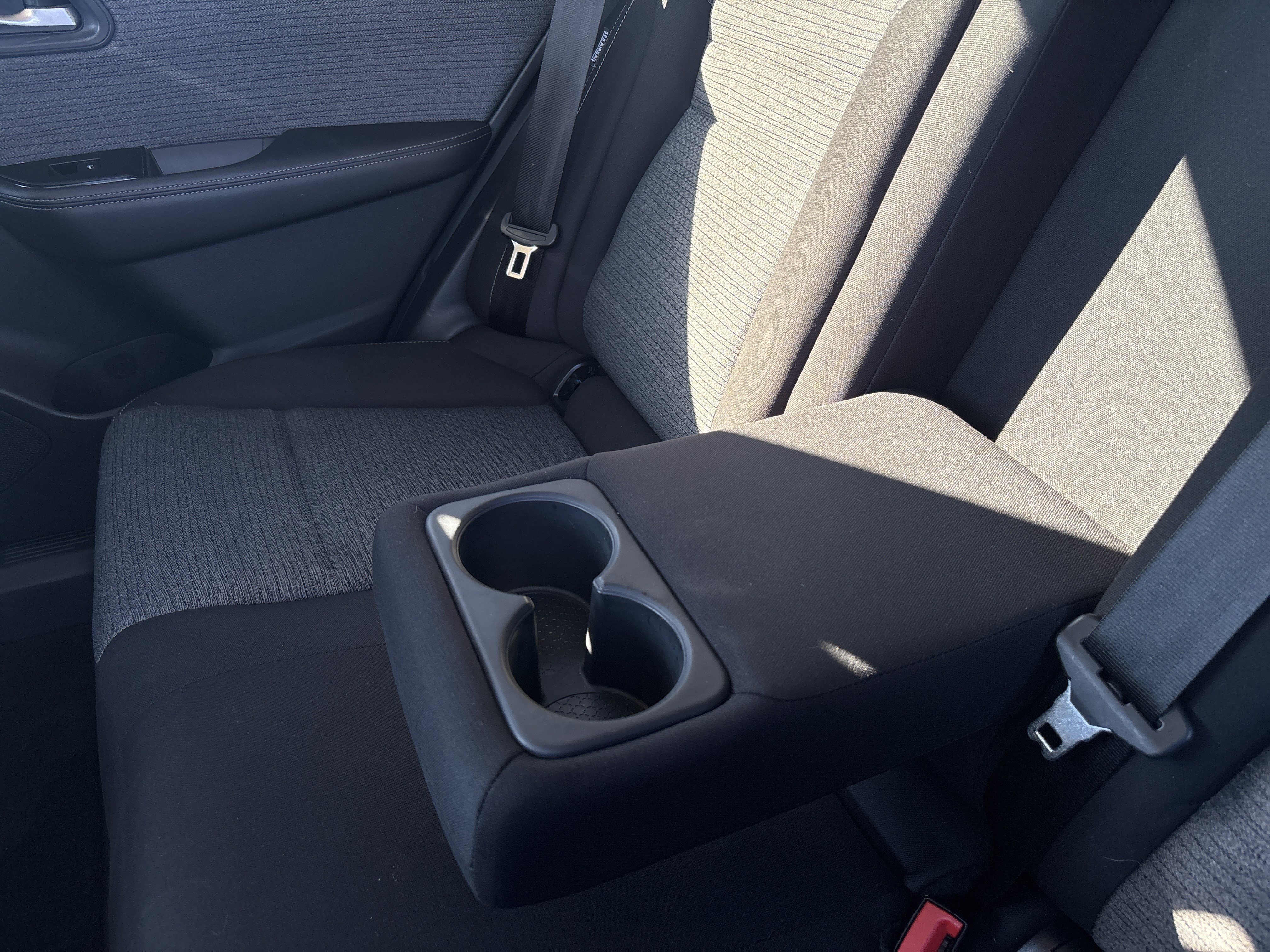 Used 2022 Nissan Rogue SV AWD/4WD image 24