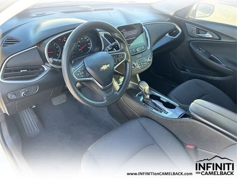 Used 2023 Chevrolet Malibu LT image 18