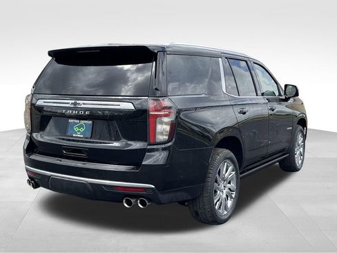 Used 2021 Chevrolet Tahoe High Country w/ Premium Package AWD/4WD image 2